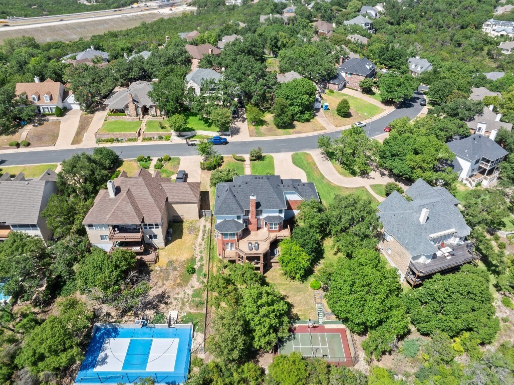 2807 Round Table Road  Austin TX 78746 photo