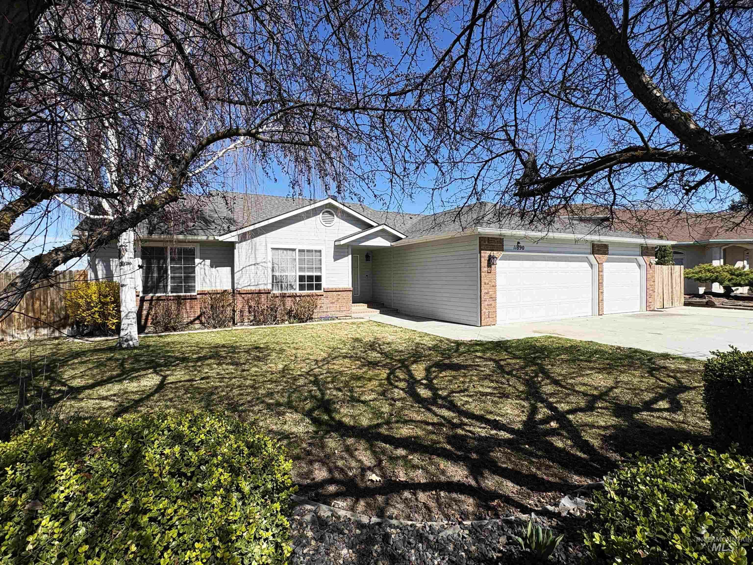 Property Photo: 11890 W Longfellow ID 83709