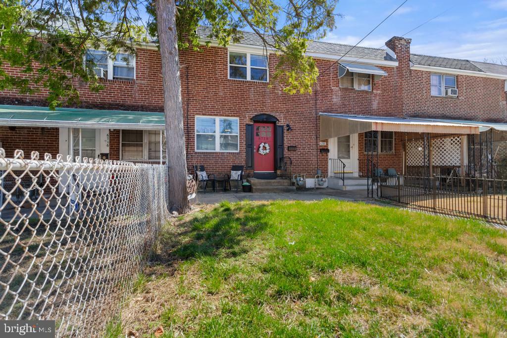 Property Photo: 6718 Montgomery Avenue PA 19082