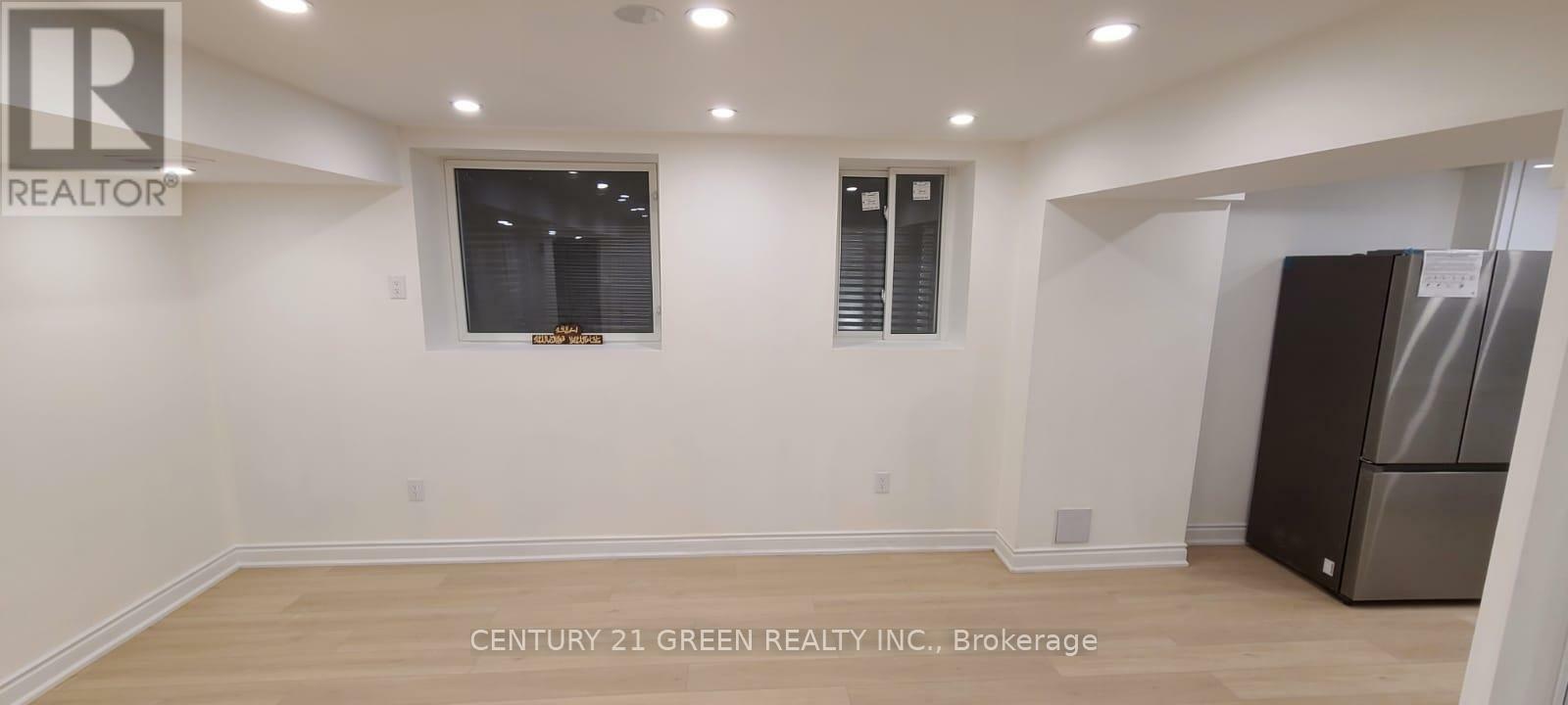Property Photo: 959 Cherry Court ON L9E 1P8