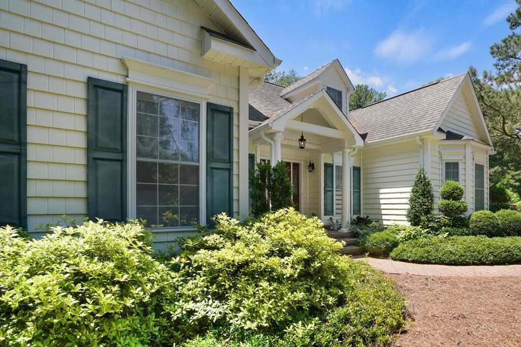 Property Photo: 10396 Highland Ct VA 23350