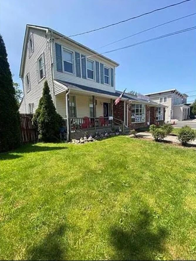 Property Photo:  11 Old Lake Road 11 2nd Flr  NY 10989 