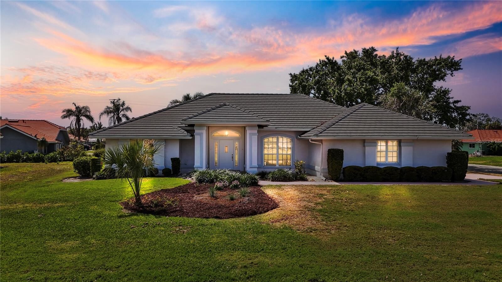 Property Photo:  217 Rockwood Way  FL 34223 
