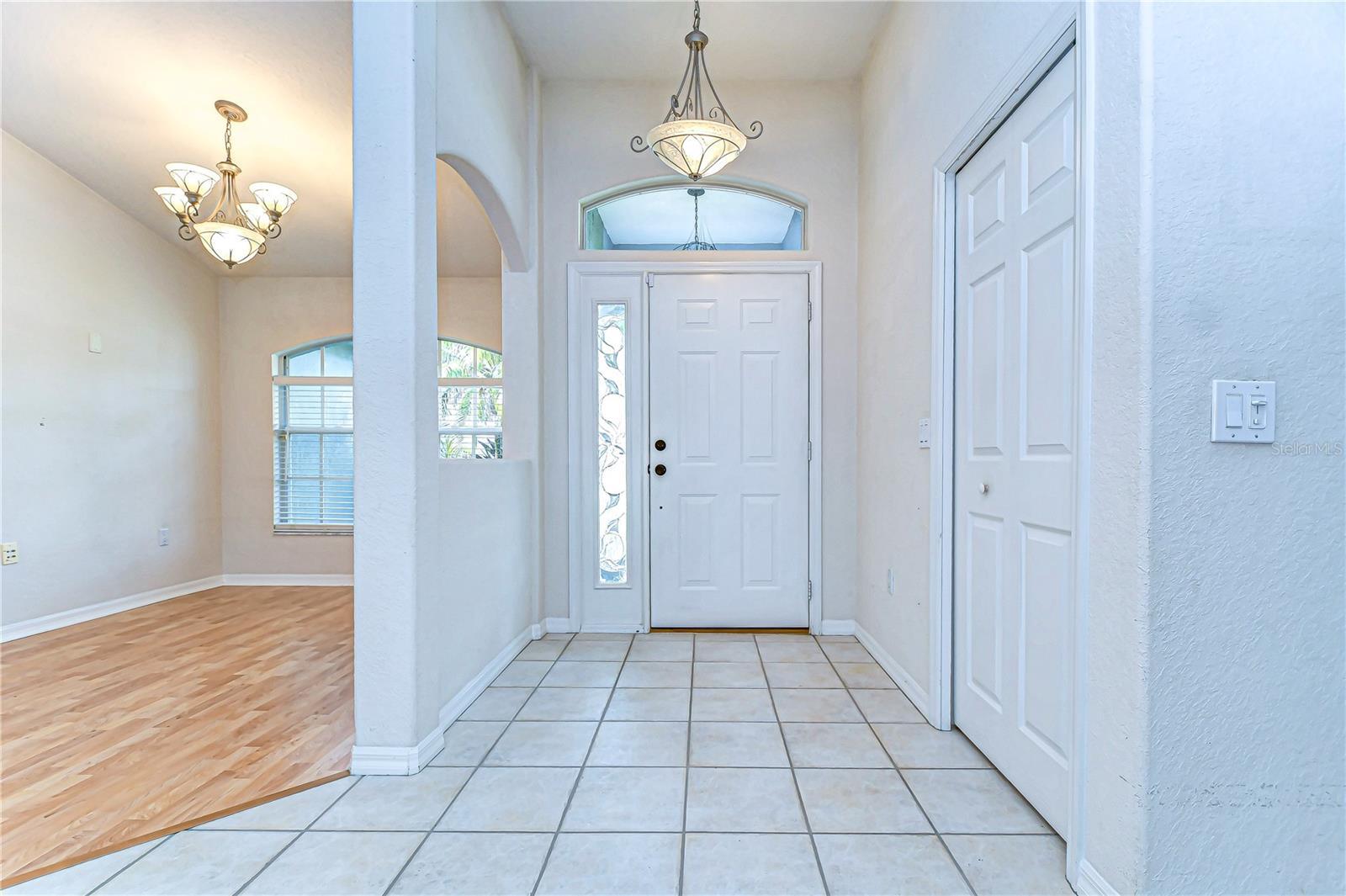 Property Photo: 3518 Remington Oaks Way FL 33810