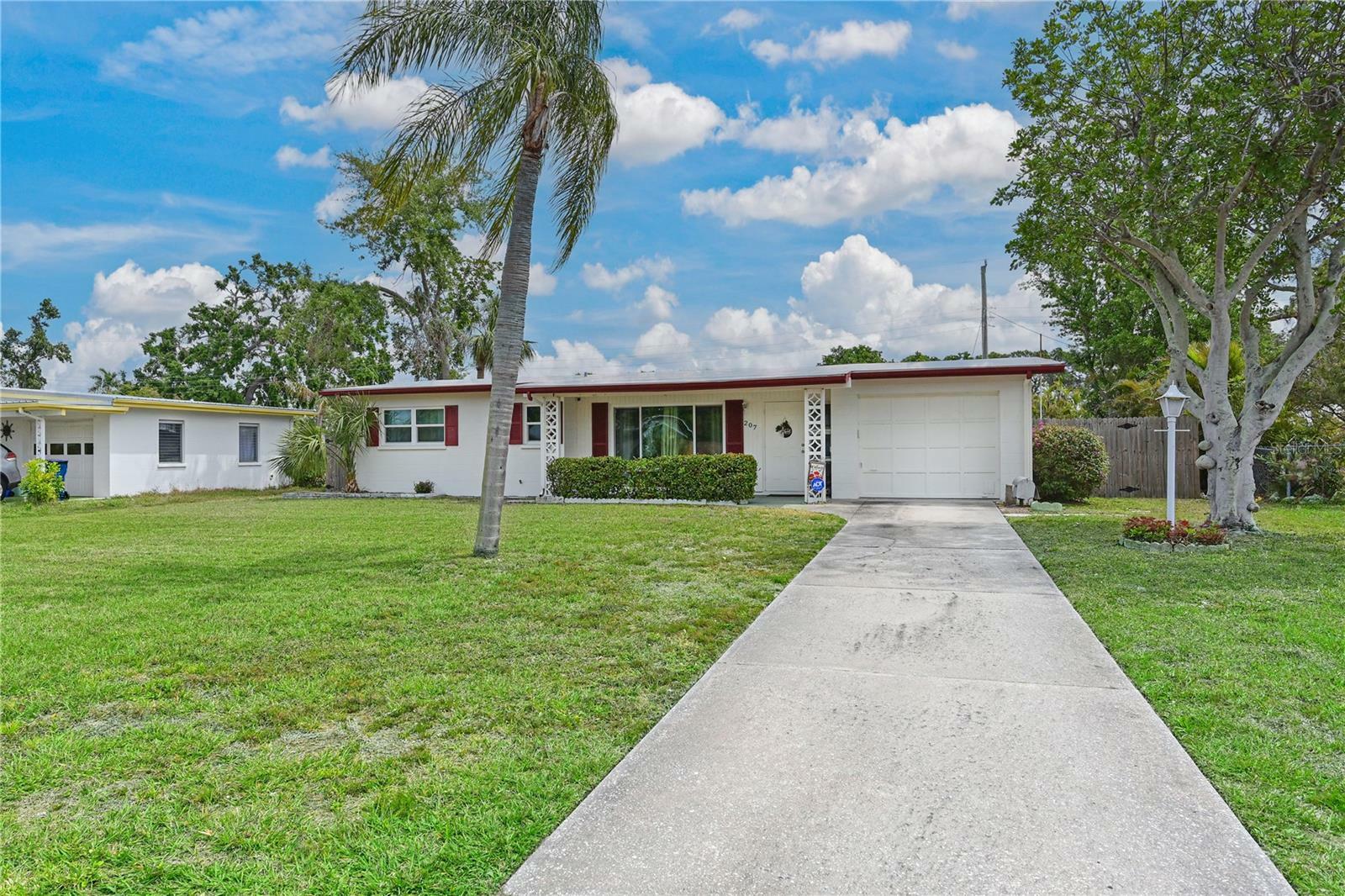 Property Photo:  207 62nd Street W  FL 34209 