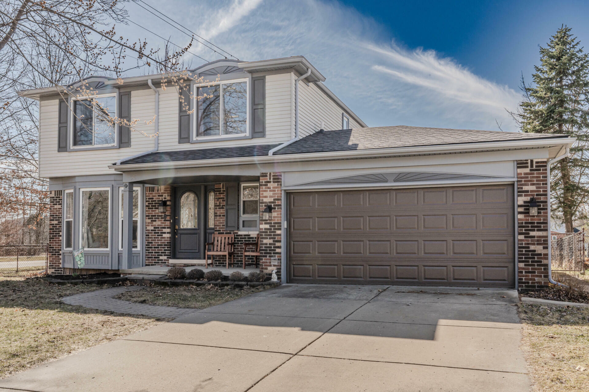 Property Photo: 1084 Kings Court MI 48188