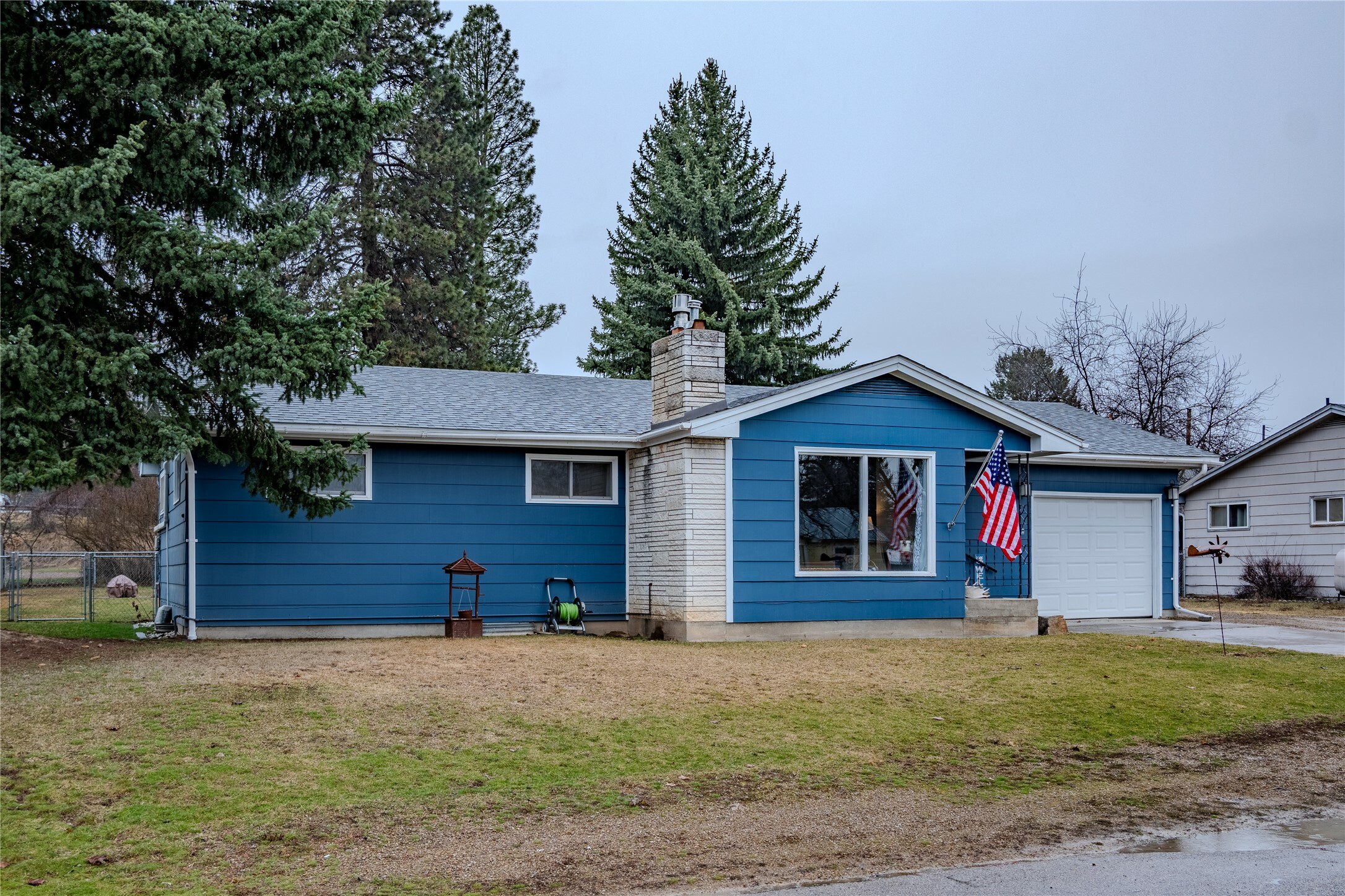 Property Photo: 1412 Washington Avenue MT 59923