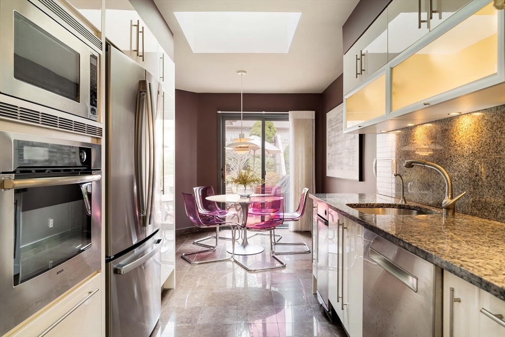 Property Photo: 71 Algonquin Rd 71 MA 02467