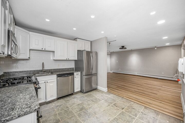 Property Photo: 3 Fernview Ave 8 MA 01845