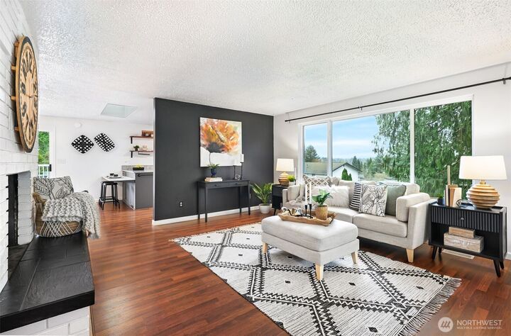 Property Photo: 1703 114th Avenue NE WA 98258