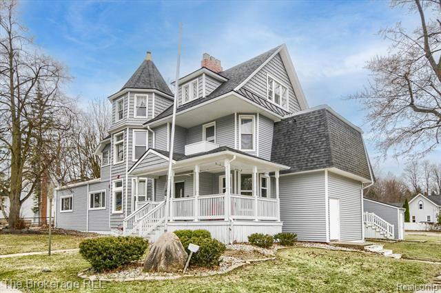 700 S Adelaide Street  Fenton MI 48430 photo
