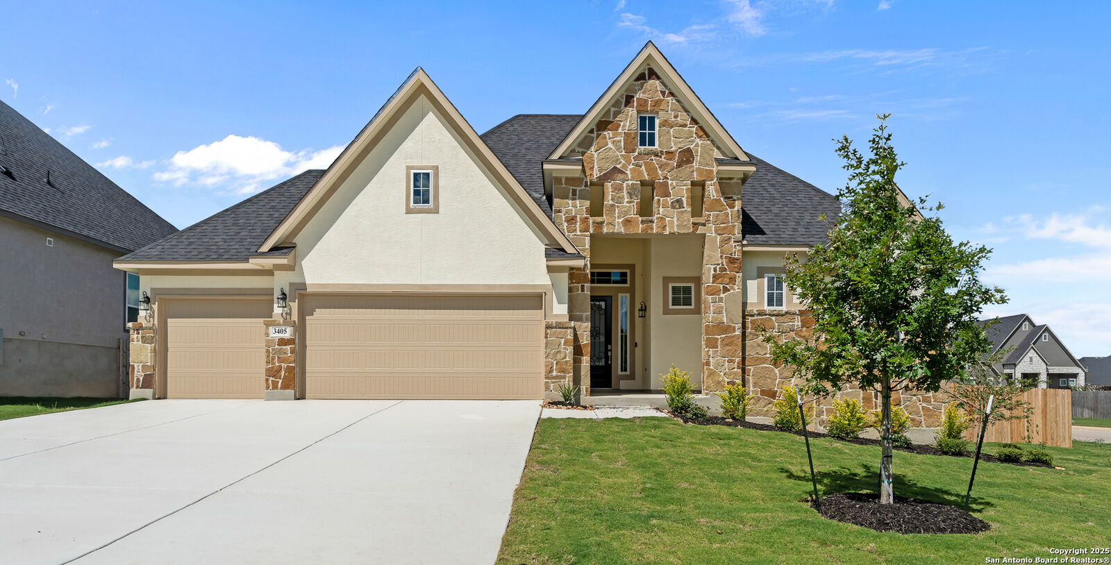 Property Photo:  3405 Pauls Way  TX 78124 