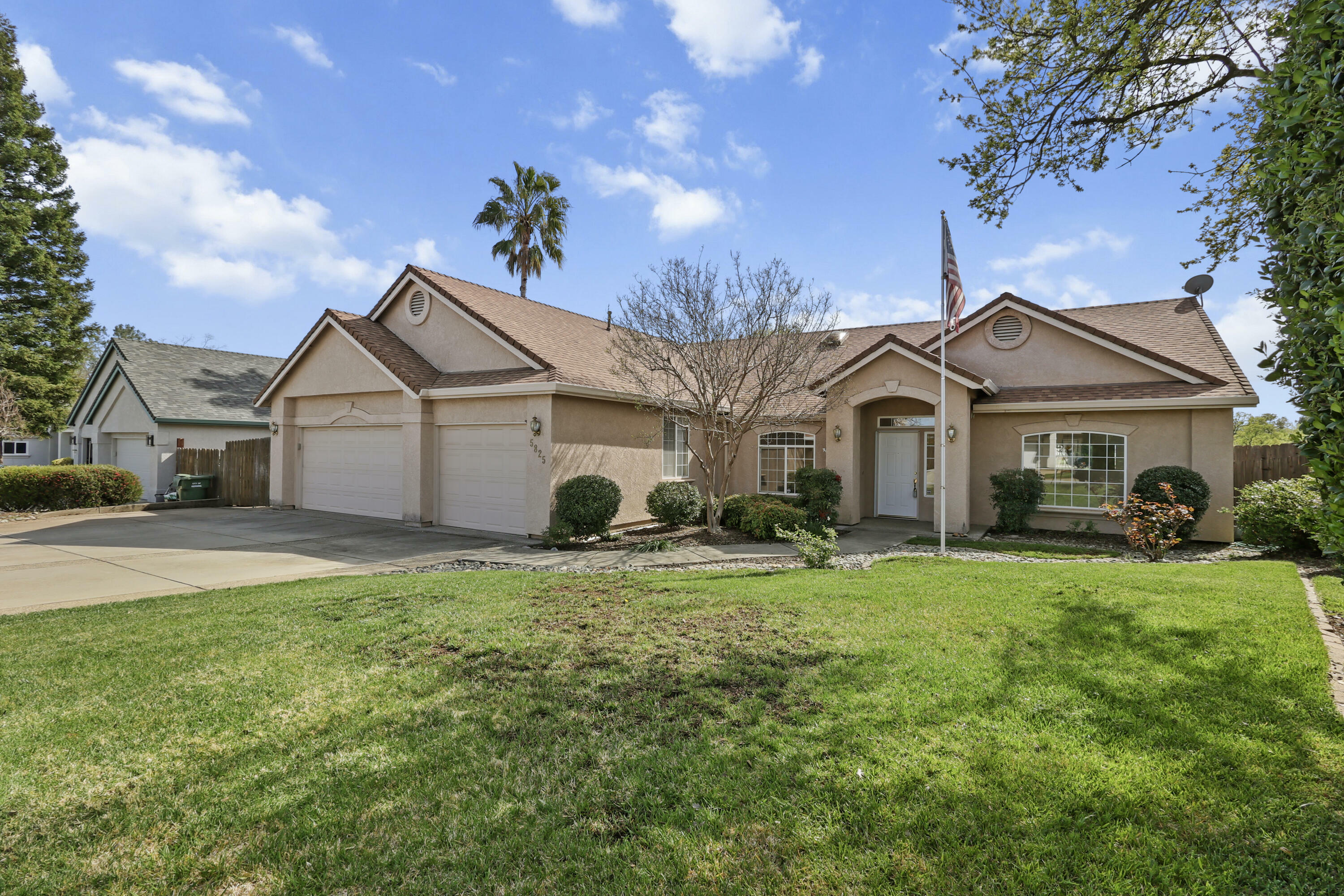5825 Diamond Ridge Drive  Redding CA 96003 photo