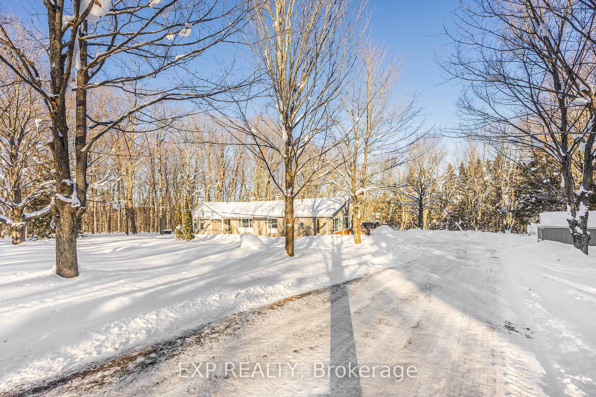 1083 Line 15 Line N  Oro-Medonte ON L3V 8J1 photo