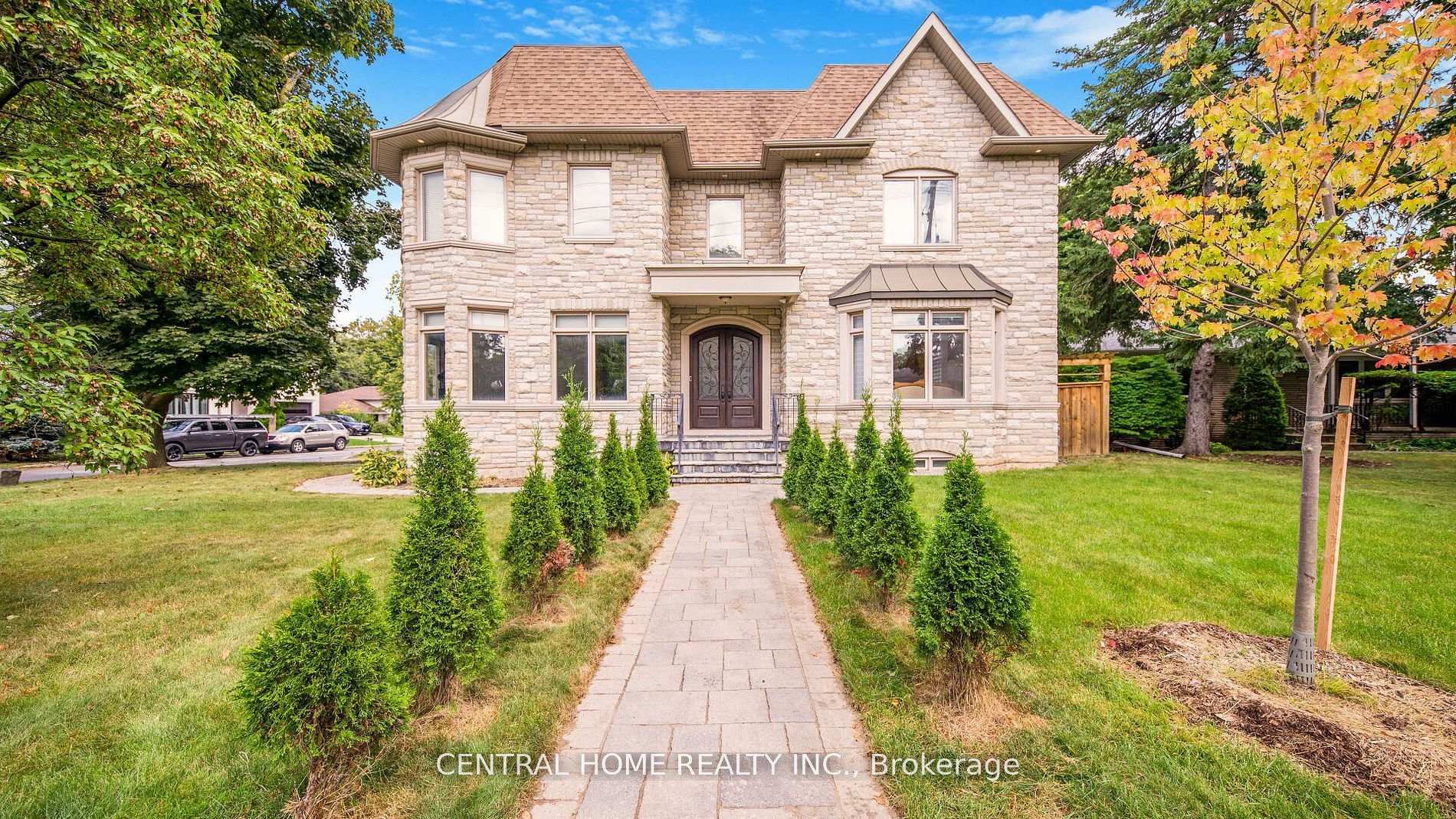 Property Photo: 1 Tally Lane ON M2K 1V3