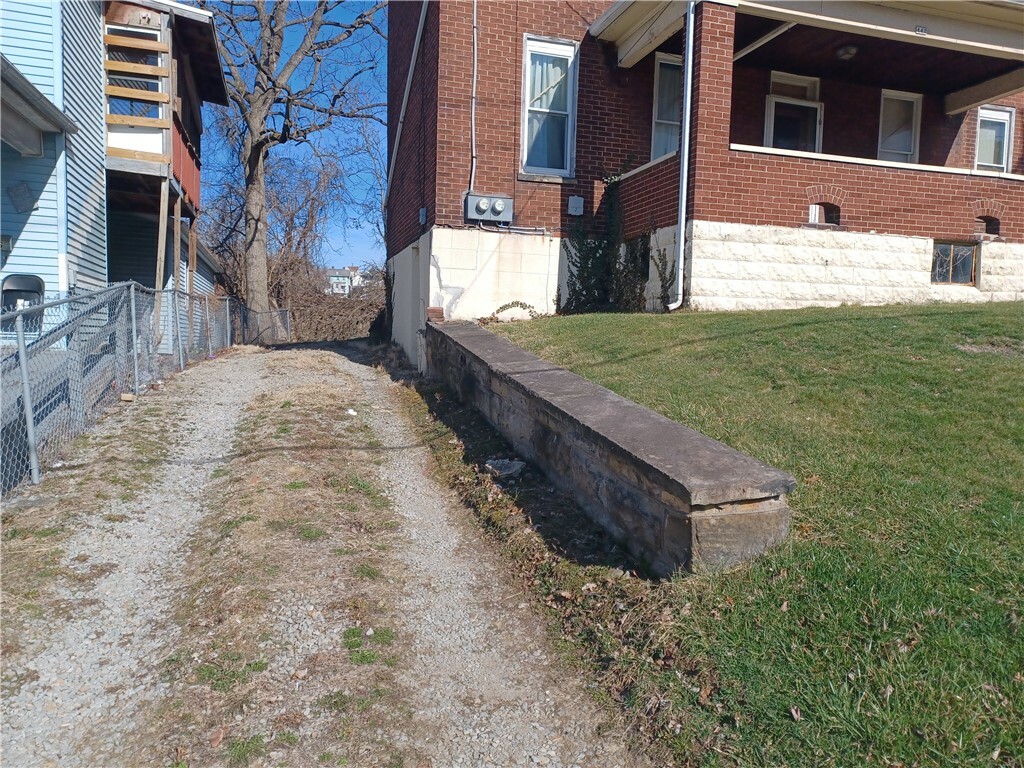 Property Photo: 442 N Main St Upper PA 15301