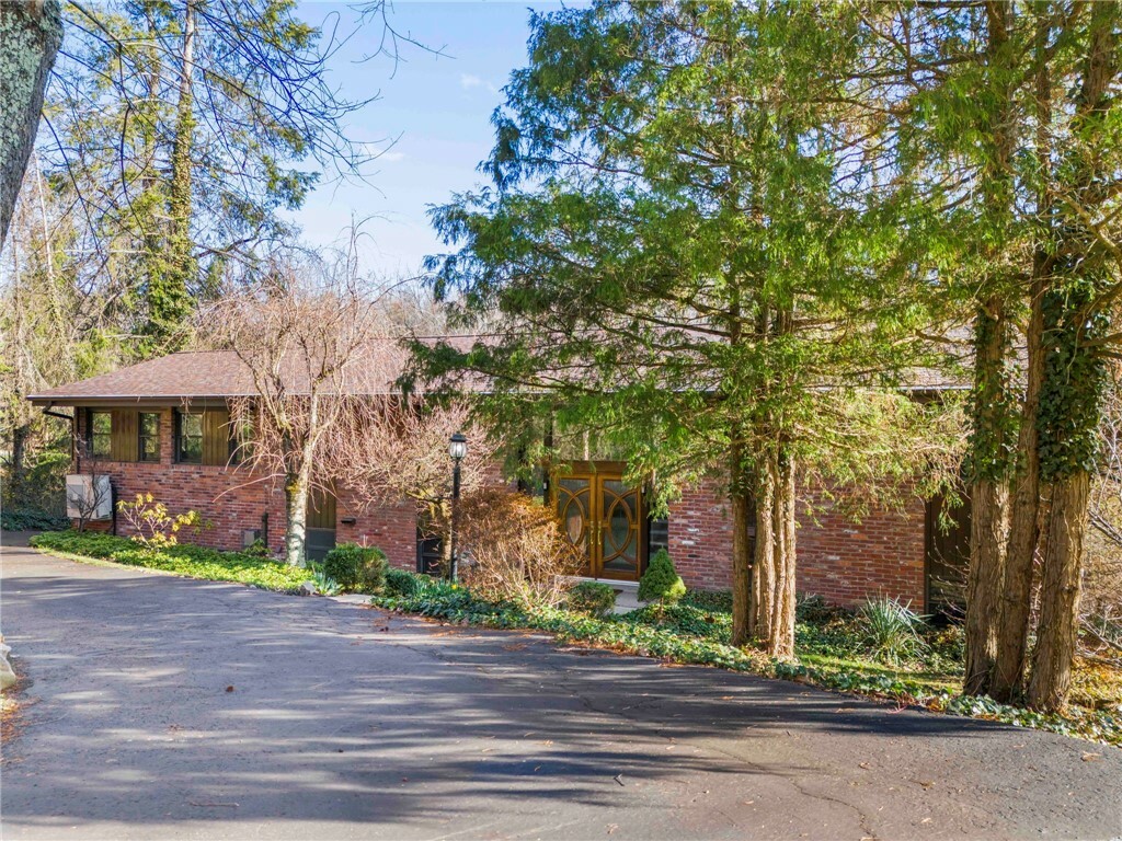 Property Photo: 345 Bellwalt Drive PA 15317
