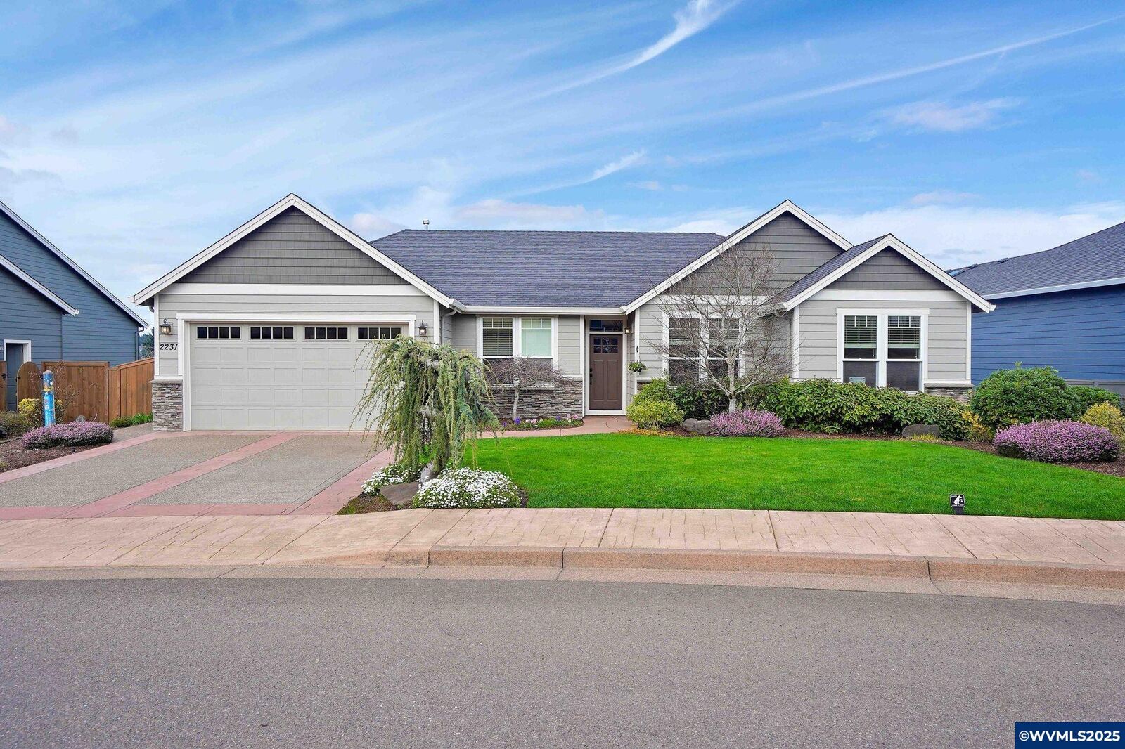 Property Photo:  2231 Tuscana Av S  OR 97306 