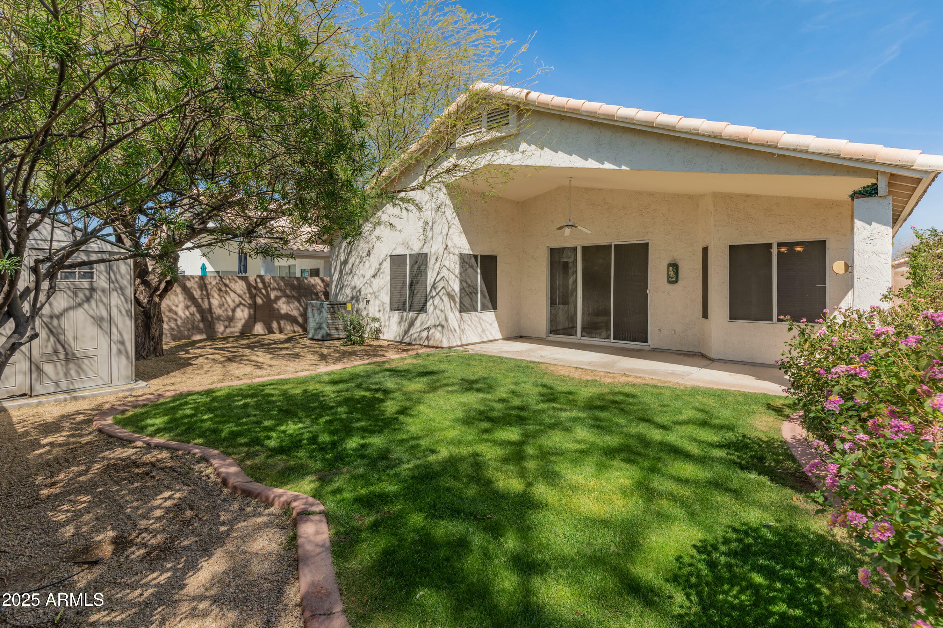 Property Photo: 8659 E Mescal Street AZ 85260