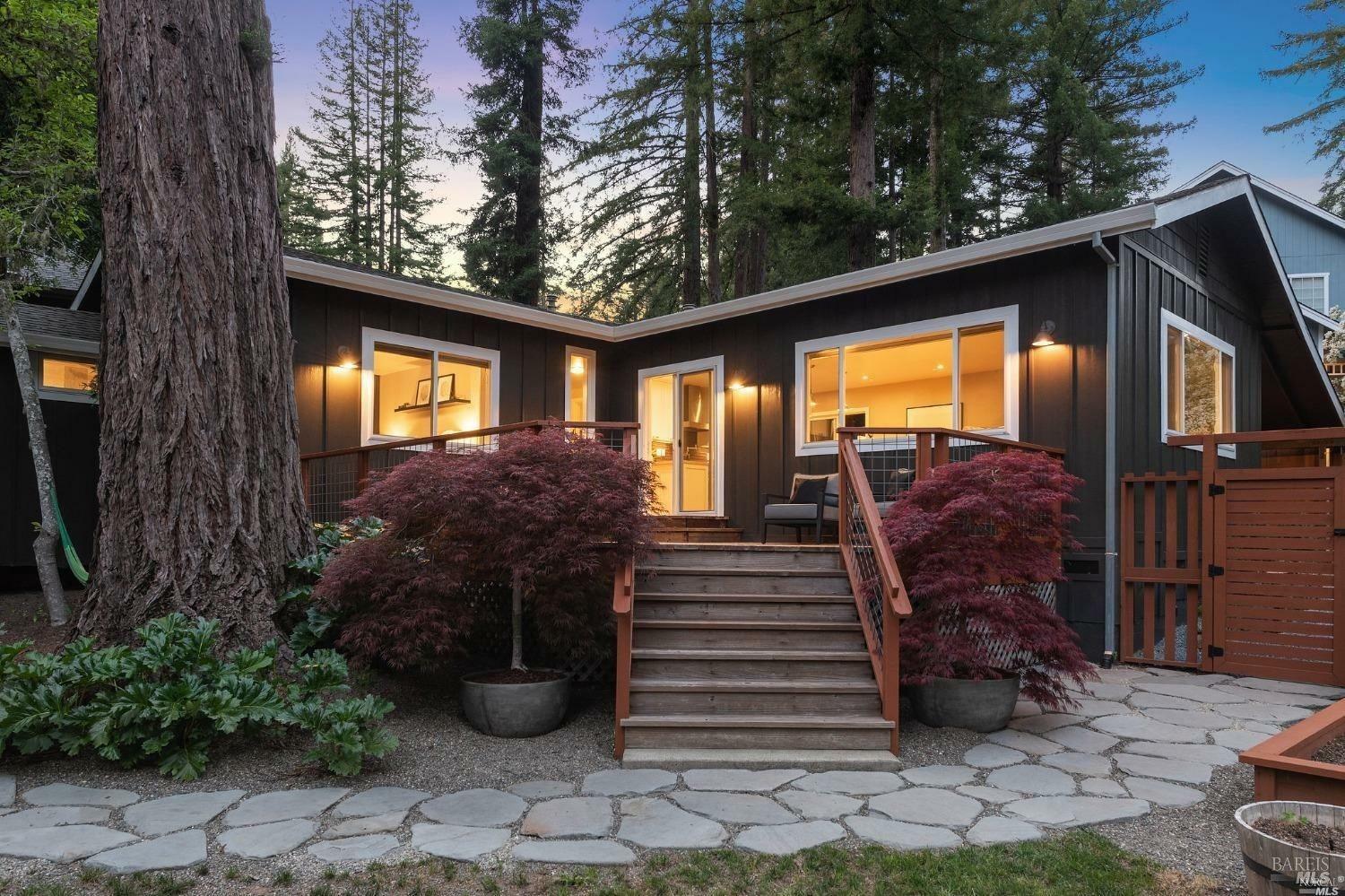 19070 Ridgecrest Drive  Guerneville CA 95446 photo