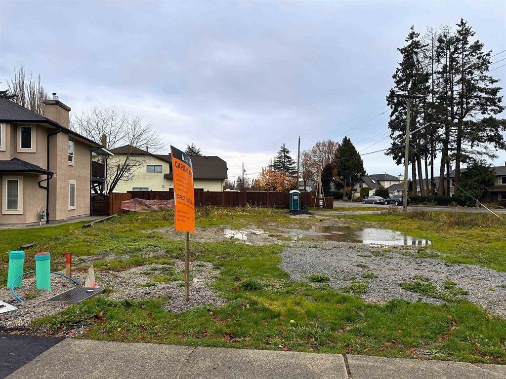 Property Photo: 5062 Central Avenue BC V4K 2G9