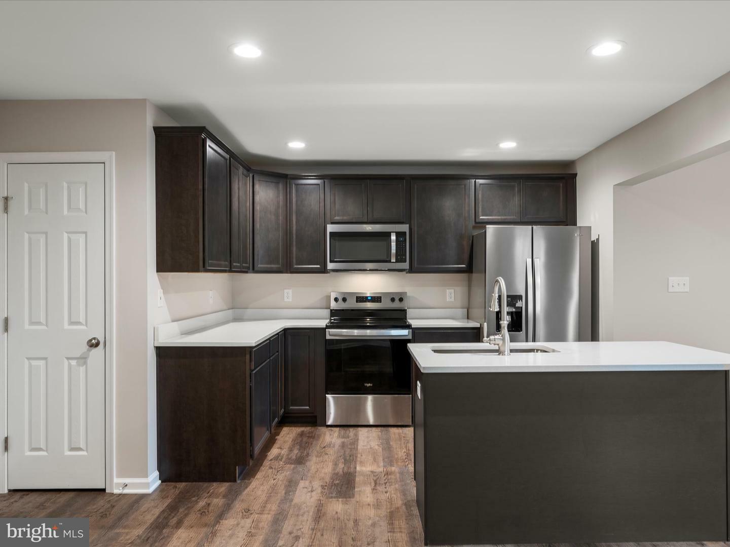 Property Photo: 1356 Horseshoe Circle VA 22664