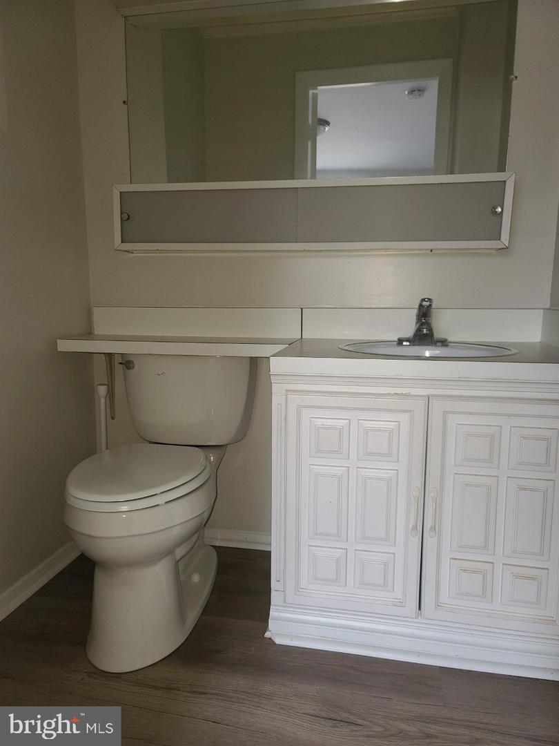 Property Photo: 7051 Knighthood Lane MD 21045