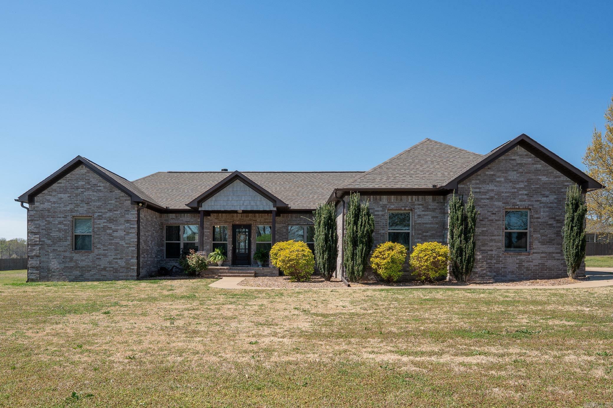 Property Photo: 26 Lukefield Drive AR 72058