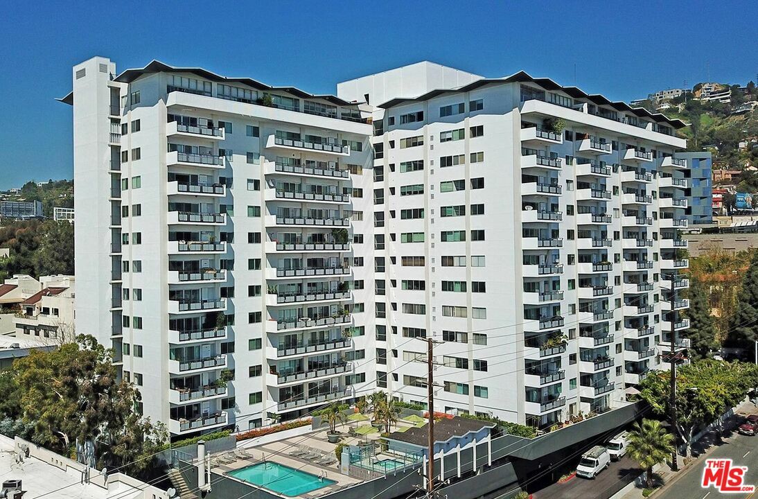 1155 N La Cienega  West Hollywood CA 90069 photo
