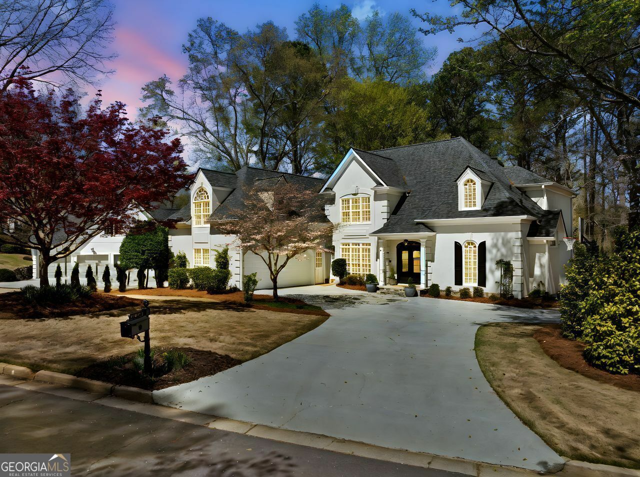 Property Photo: 302 W Country Drive GA 30097