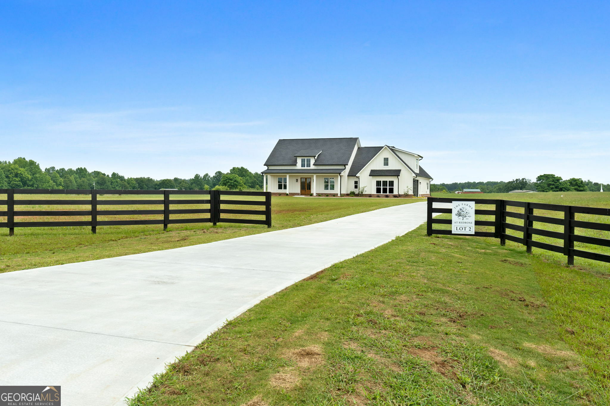 Property Photo: 284 Community House Road GA 30204