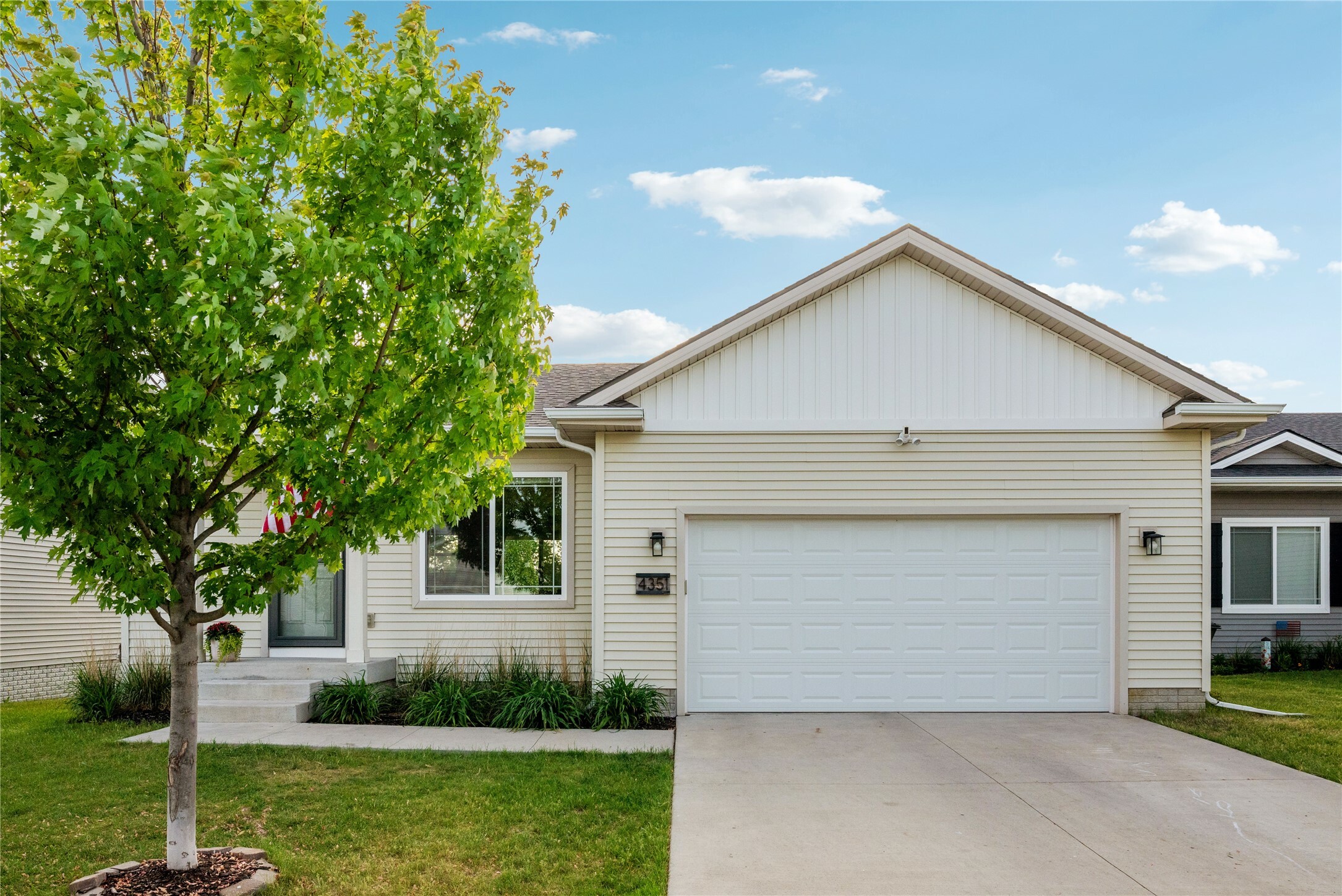 Property Photo: 4351 E 48th Street IA 50317