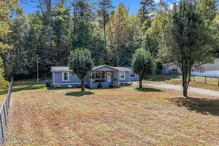 Property Photo:  2525 Old Harriman Hwy  TN 37840 