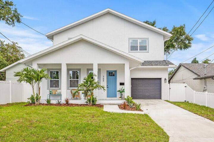 745 31st Avenue N  St Petersburg FL 33704 photo