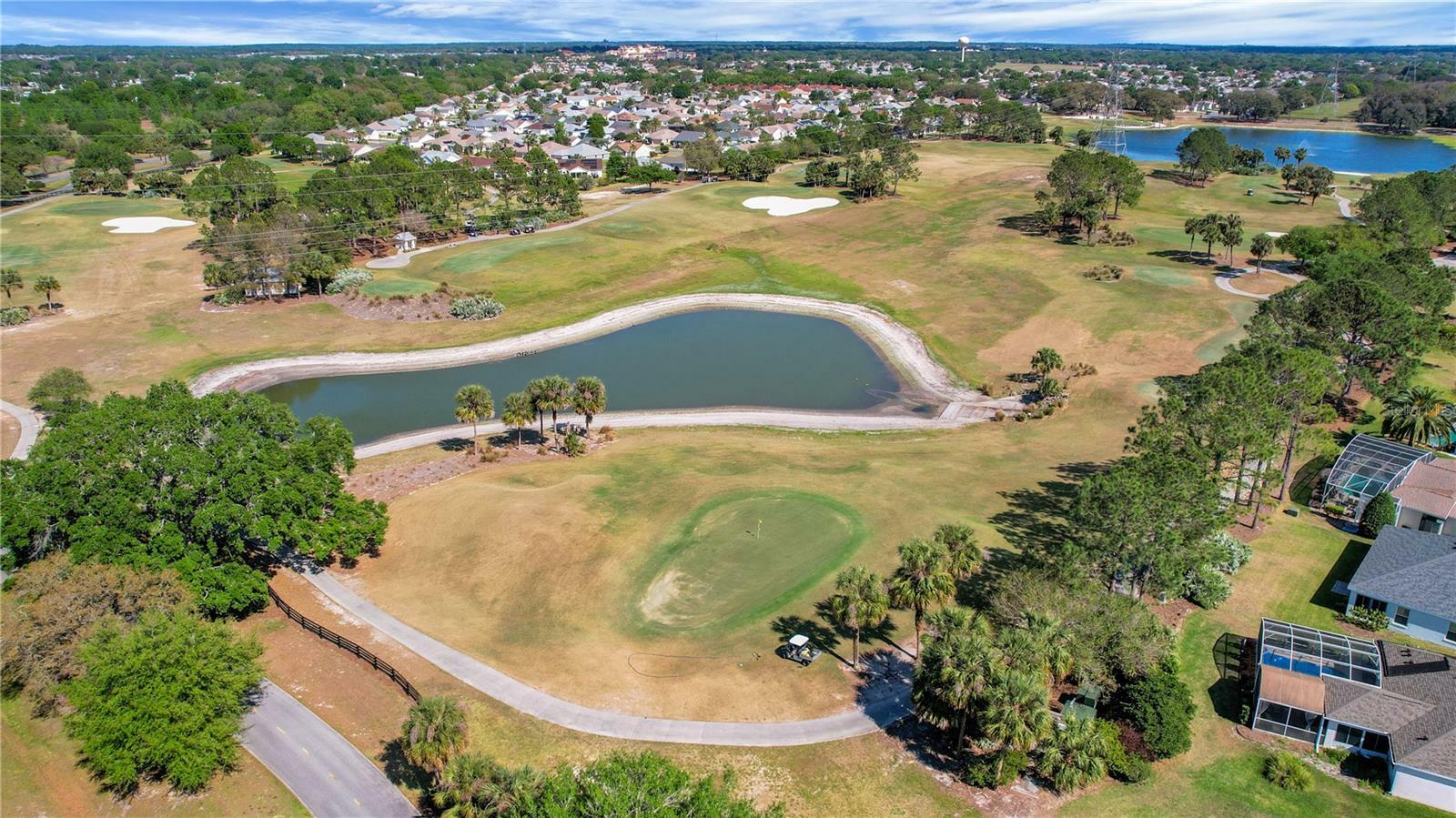 Property Photo: 2433 Tamarindo Drive FL 32162