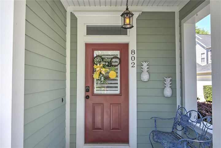 Property Photo: 802 Runner Oak Street FL 34747