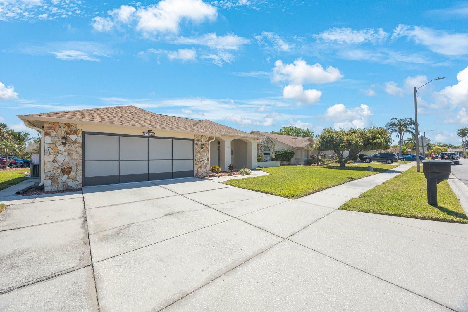 Property Photo: 4614 Dumont Street FL 34653