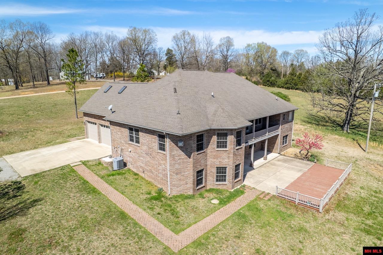 Property Photo: 102 Heritage Road AR 72653