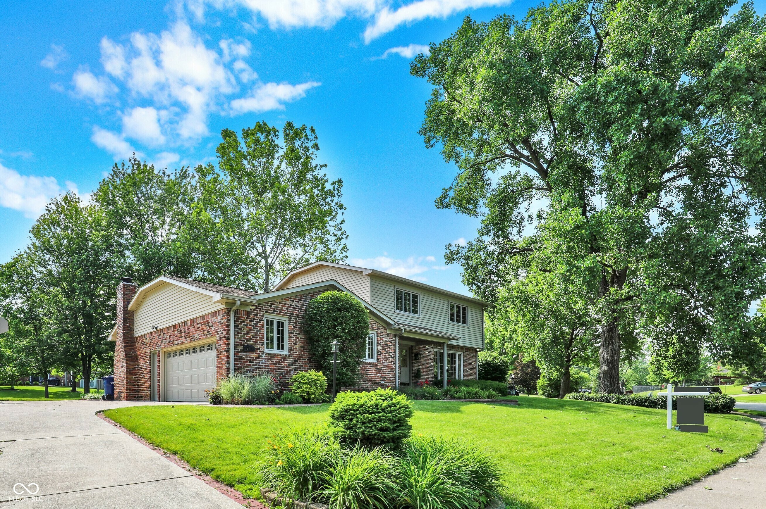 502 Ironwood Drive  Carmel IN 46033 photo