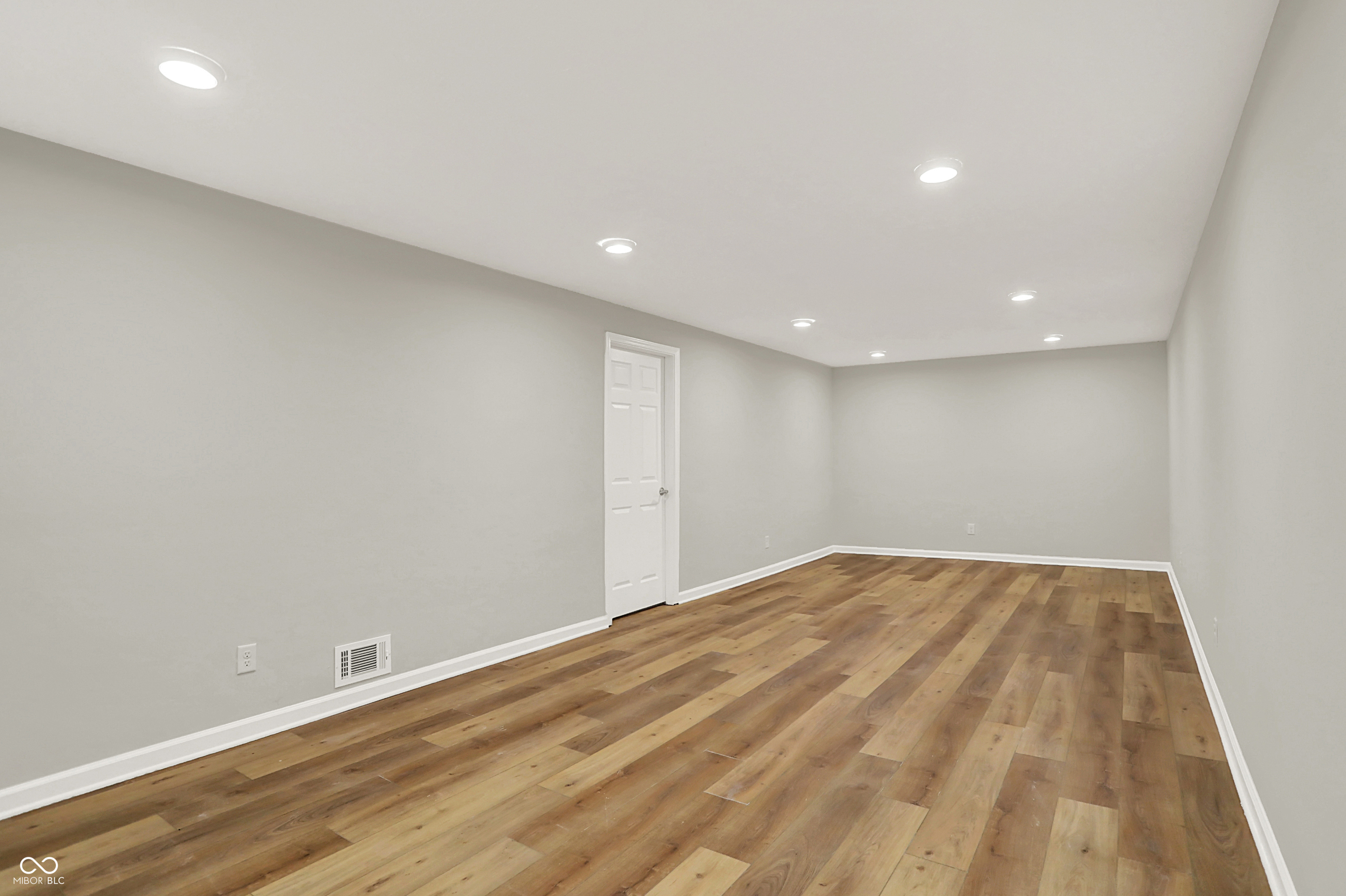 Property Photo: 502 Ironwood Drive IN 46033
