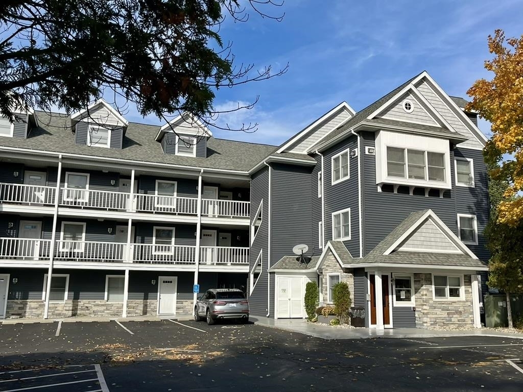 Property Photo:  2305 N US-31 300  MI 49686 