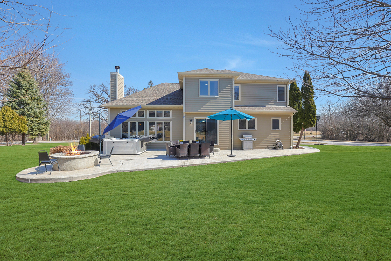 Property Photo: 2655 Molitor Road IL 60502