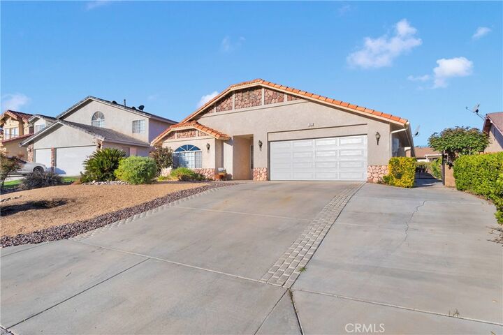 Property Photo: 12920 Rain Shadow Road CA 92395
