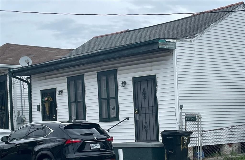 Property Photo:  1353 - 55 Annette Street  LA 70116 