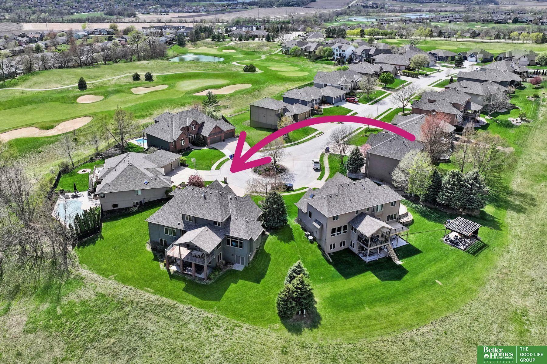 Property Photo: 6909 N 118th Circle NE 68142