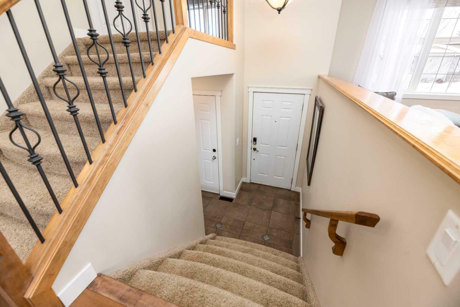 Property Photo: 21 Estella Crescent AB T4L 2P3
