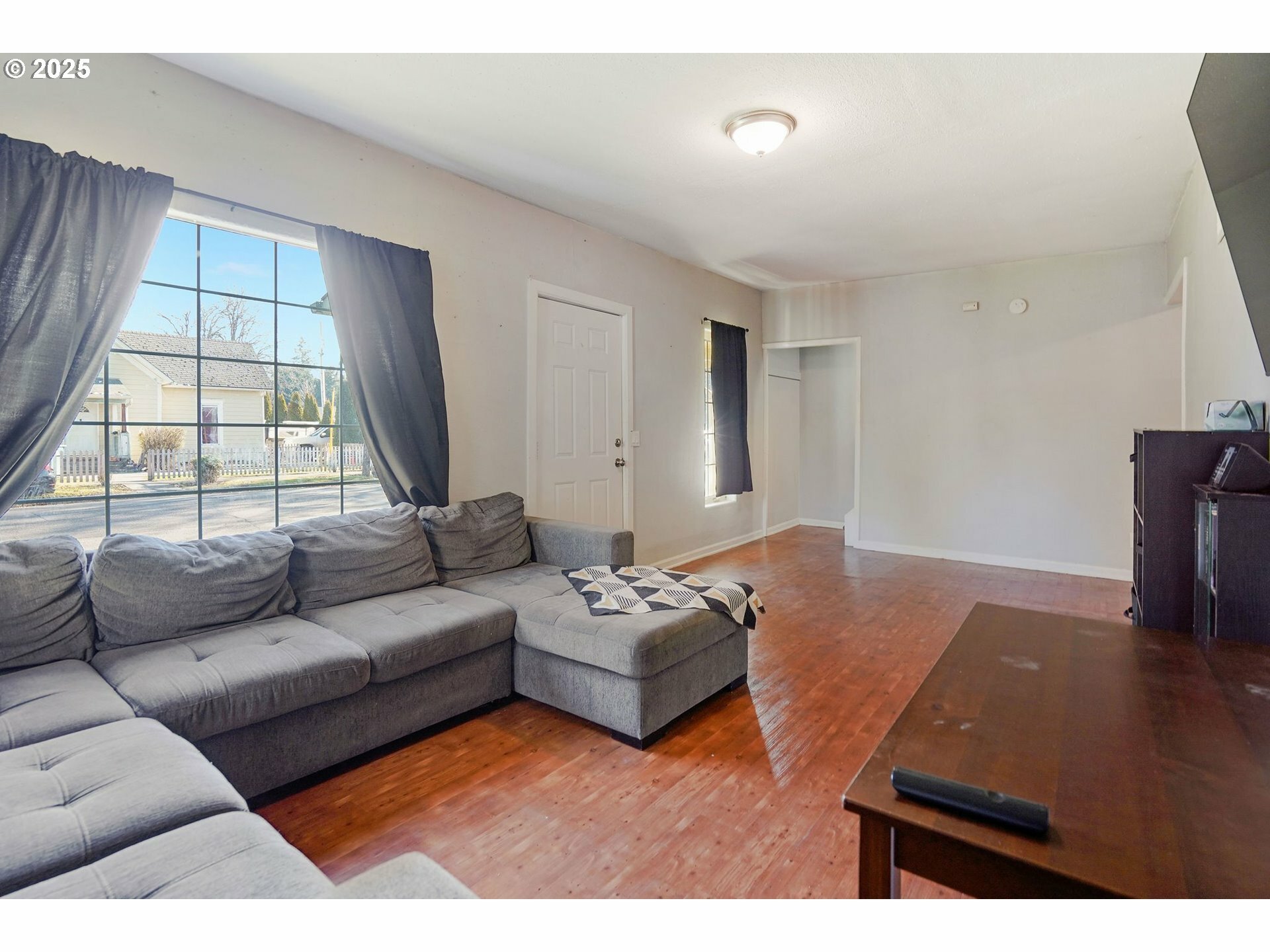 Property Photo:  495 Ford St SE  OR 97301 