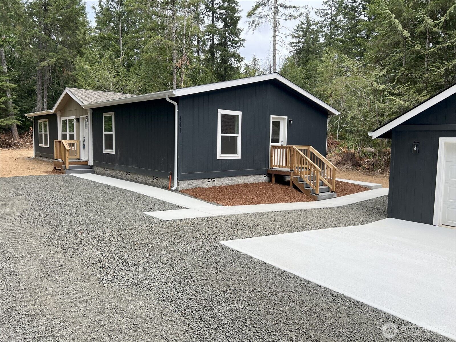 Property Photo:  441 E Catfish Lake Road  WA 98584 