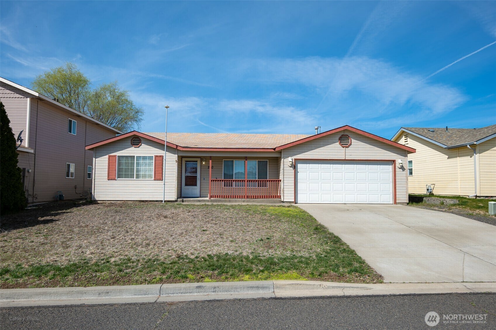 Property Photo: 210 S 82nd WA 98908