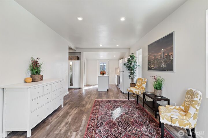 Property Photo: 1521 E Spruce Street WA 98122